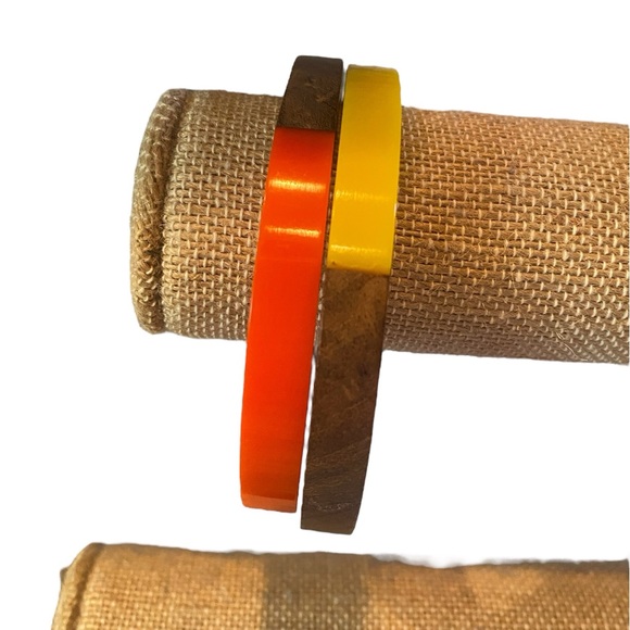 Vintage 50/50 Bangles Wood and Lucite Red & Yellow - Picture 3 of 3
